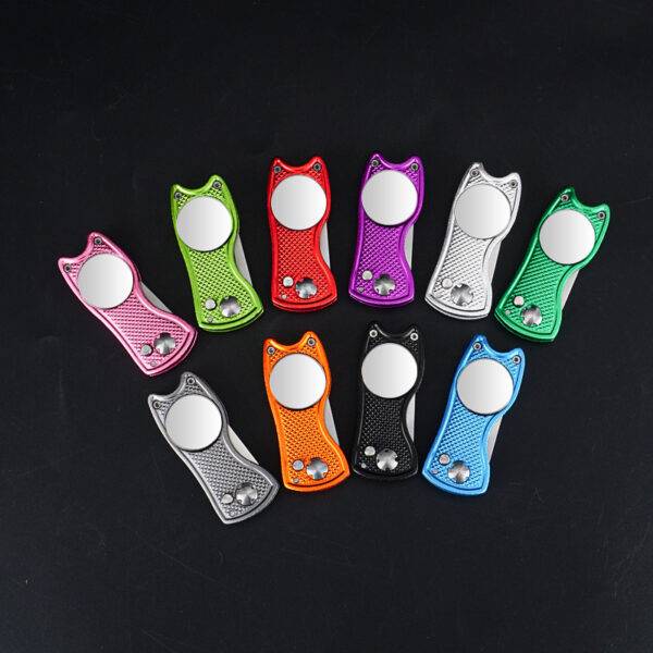 Folding Golf Divot Tool